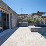 Ikies Of Mykonos Bed & Breakfast