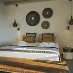 Ikies Of Mykonos Bed & Breakfast 5*