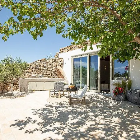 Ikies Of Mykonos Bed and breakfast 3*