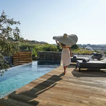 Ikies Of Mykonos Bed and Breakfast 3*