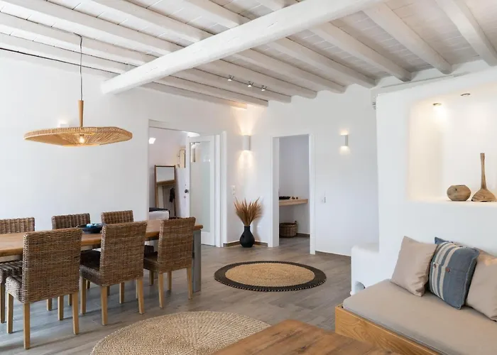 Ikies Of Mykonos Bed & Breakfast 5*